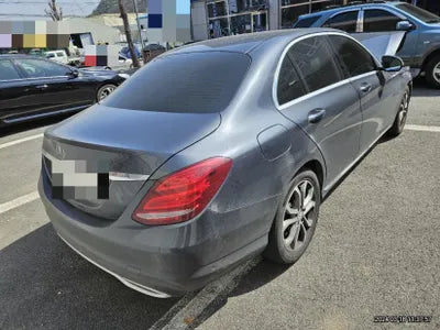 2016 Mercedes-Benz C 220 VIN: