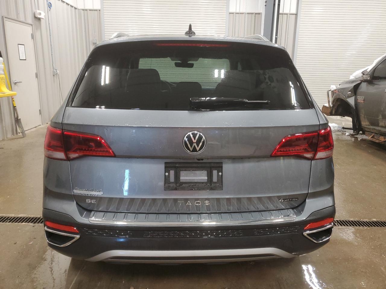 2024 VOLKSWAGEN TAOS SE VIN:3VVUX7B23RM039603