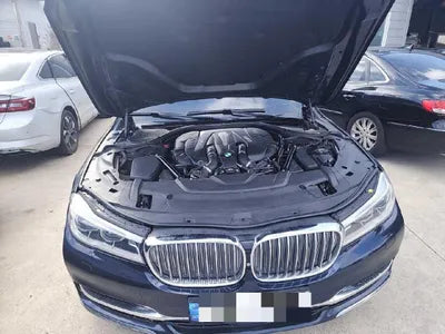 2015 BMW 750 VIN: