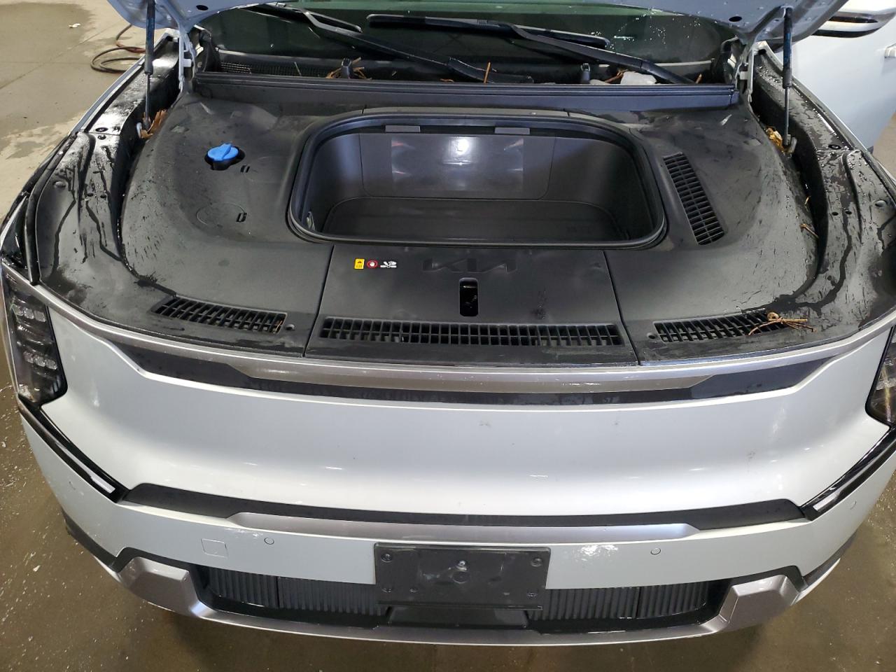 2024 KIA EV9 WIND VIN:KNDAFFS58R6018738