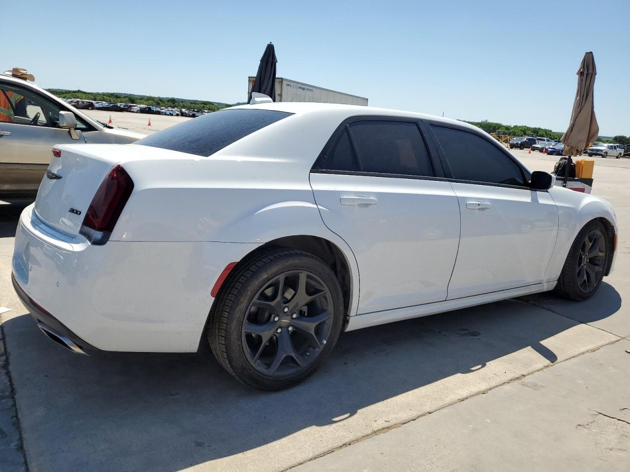 2022 CHRYSLER 300 TOURING L VIN:2C3CCADG2NH104028