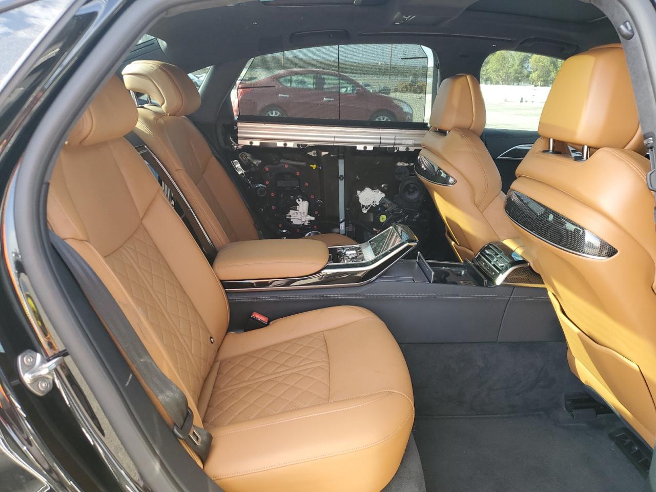 2022 AUDI S8  VIN:WAULSBF82NN006809