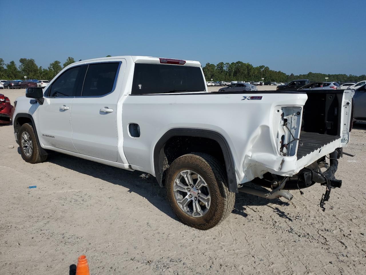 2023 GMC SIERRA K1500 SLE VIN:3GTUUBED3PG315197