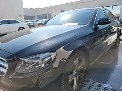 2016 Mercedes-Benz E 220 VIN: