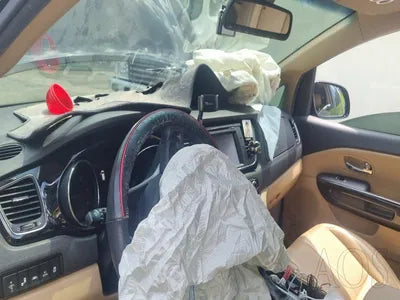 2017 Kia Carnival KNAME81ABHS259561 VIN:KNAME81ABHS259561