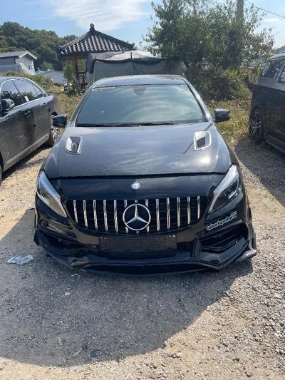 2016 Mercedes-Benz A 45 AMG WDDBF5CB5HJ558052 VIN:WDDBF5CB5HJ558052