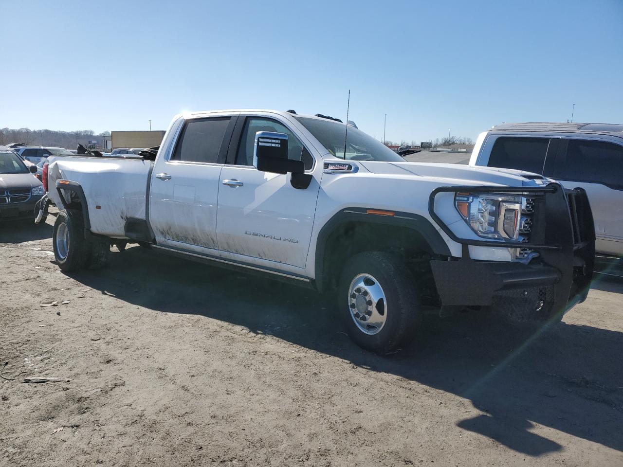 2022 GMC SIERRA K3500 DENALI VIN:1GT49WEY2NF219684