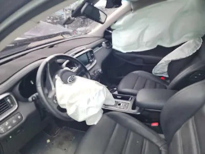 2016 Kia Sorento KNAPK81BDGA226045 VIN:KNAPK81BDGA226045