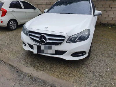 2015 Mercedes-Benz E 300 VIN: