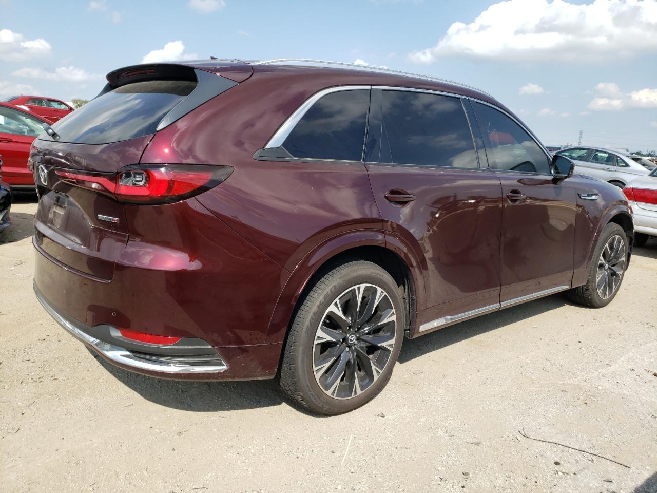 2024 MAZDA CX-90 PREMIUM VIN:JM3KKDHC4R1105390