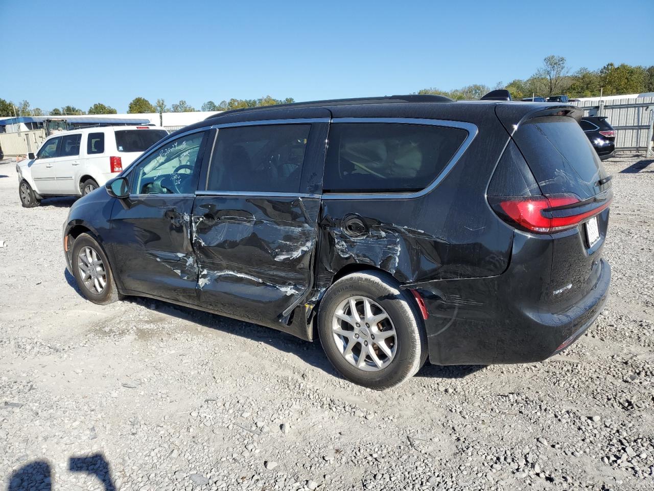 2022 CHRYSLER PACIFICA TOURING L VIN:2C4RC1BG3NR106583