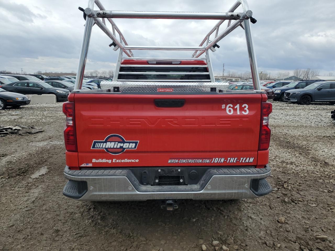 2024 CHEVROLET SILVERADO K1500 VIN:1GCRDAED8RZ319197