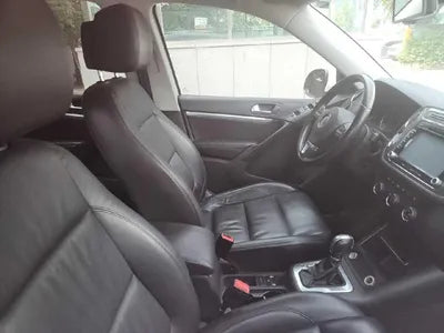 2015 Volkswagen Tiguan VIN: