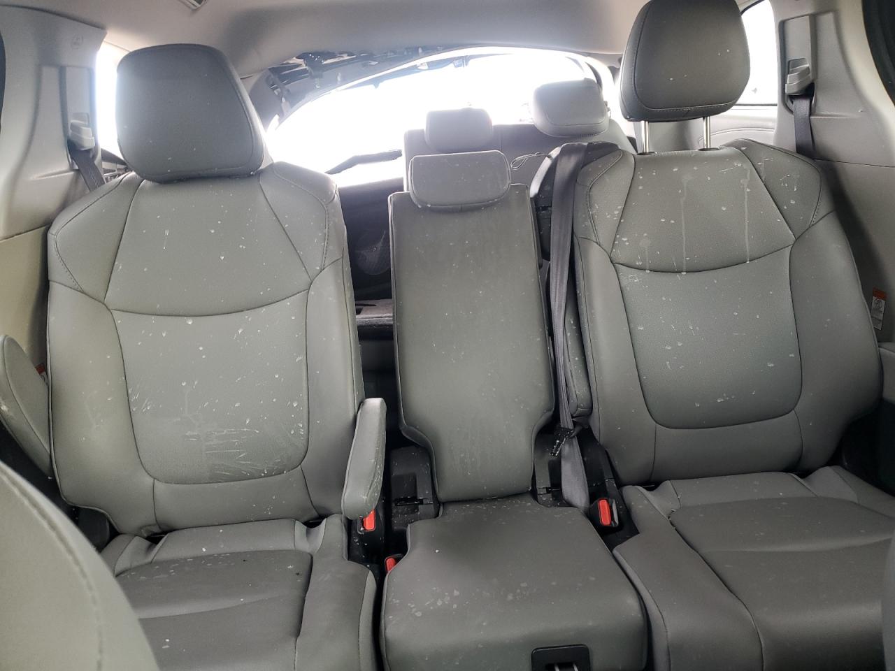 2022 TOYOTA SIENNA XLE VIN:5TDYRKEC3NS131385