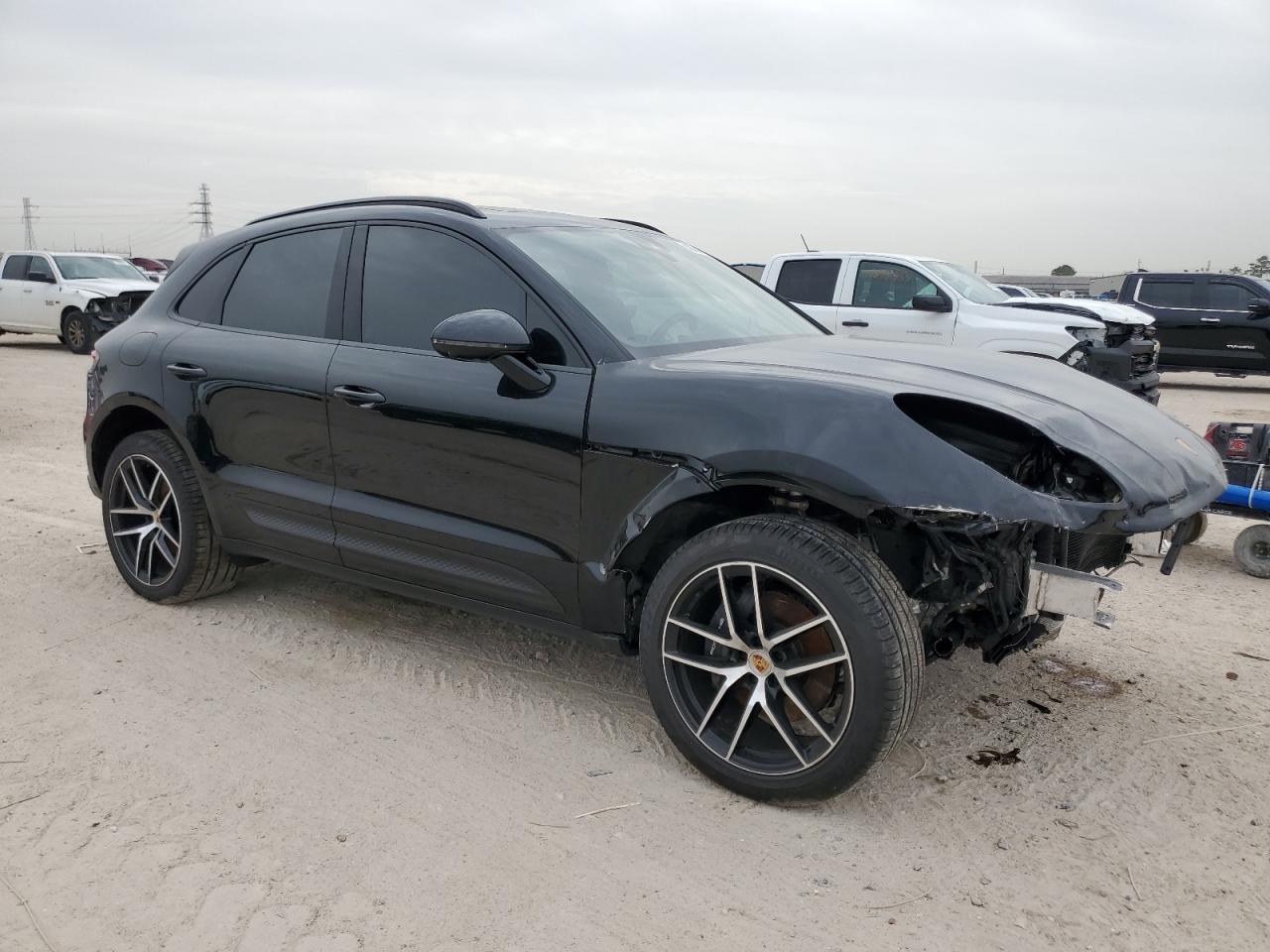 2024 PORSCHE MACAN BASE VIN:WP1AA2A52RLB03647
