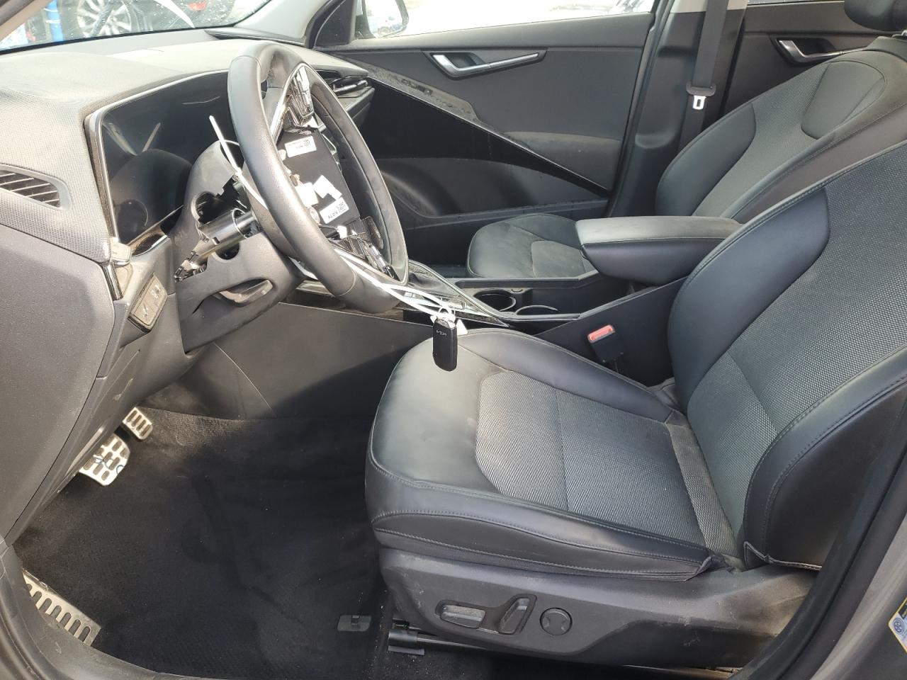 2023 KIA NIRO EX VIN:KNDCR3LE0P5099489