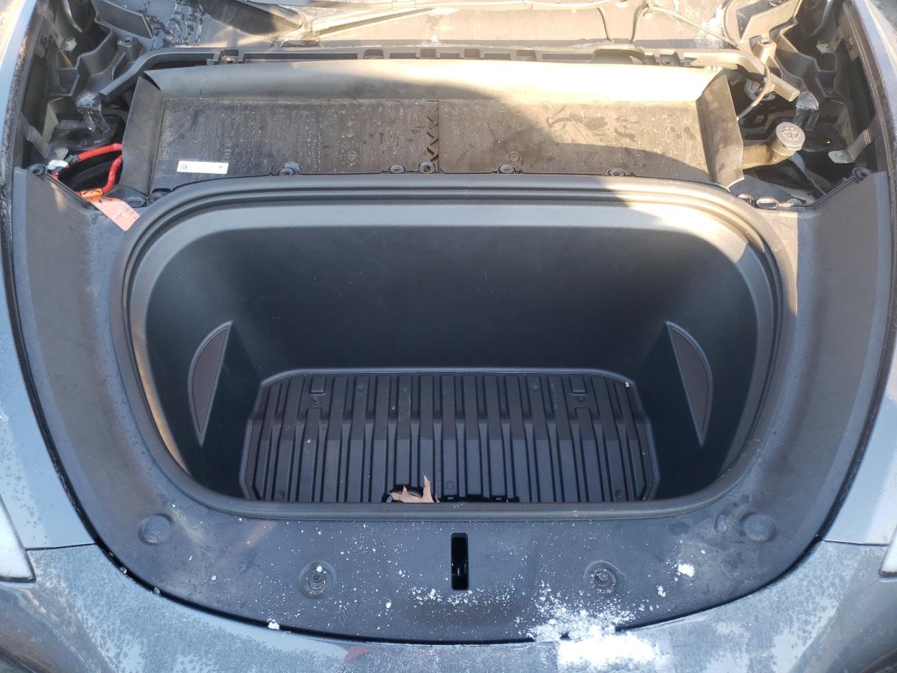 2023 TESLA MODEL Y  VIN:7SAYGAEE8PF942790