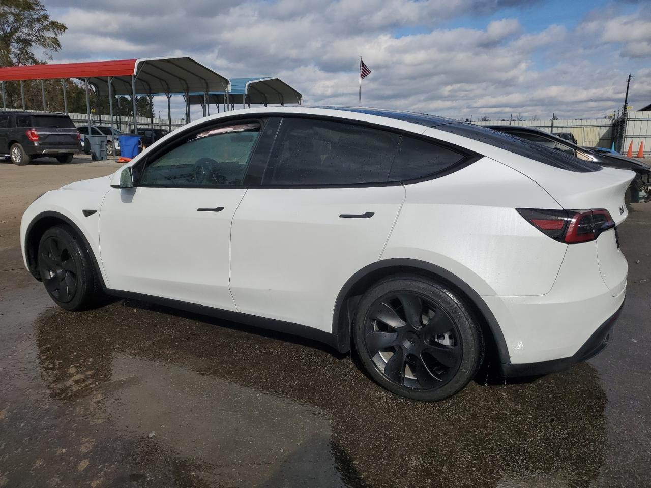 2023 TESLA MODEL Y  VIN:7SAYGAEE2PF607427