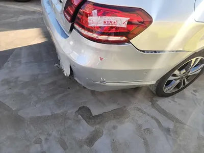 2015 Mercedes-Benz E 220 WDDHF0CBXFB104335 VIN:WDDHF0CBXFB104335