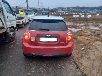 2018 MINI Cooper WMWXY3105JTE27102 VIN:WMWXY3105JTE27102