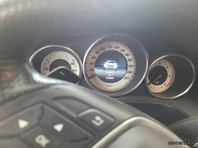 2014 Mercedes-Benz E 220 VIN: