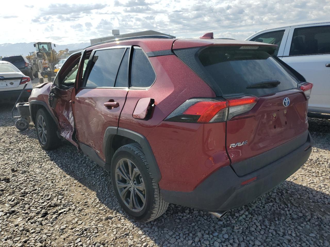 2023 TOYOTA RAV4 XLE PREMIUM VIN:JTMB6RFV3PD100658