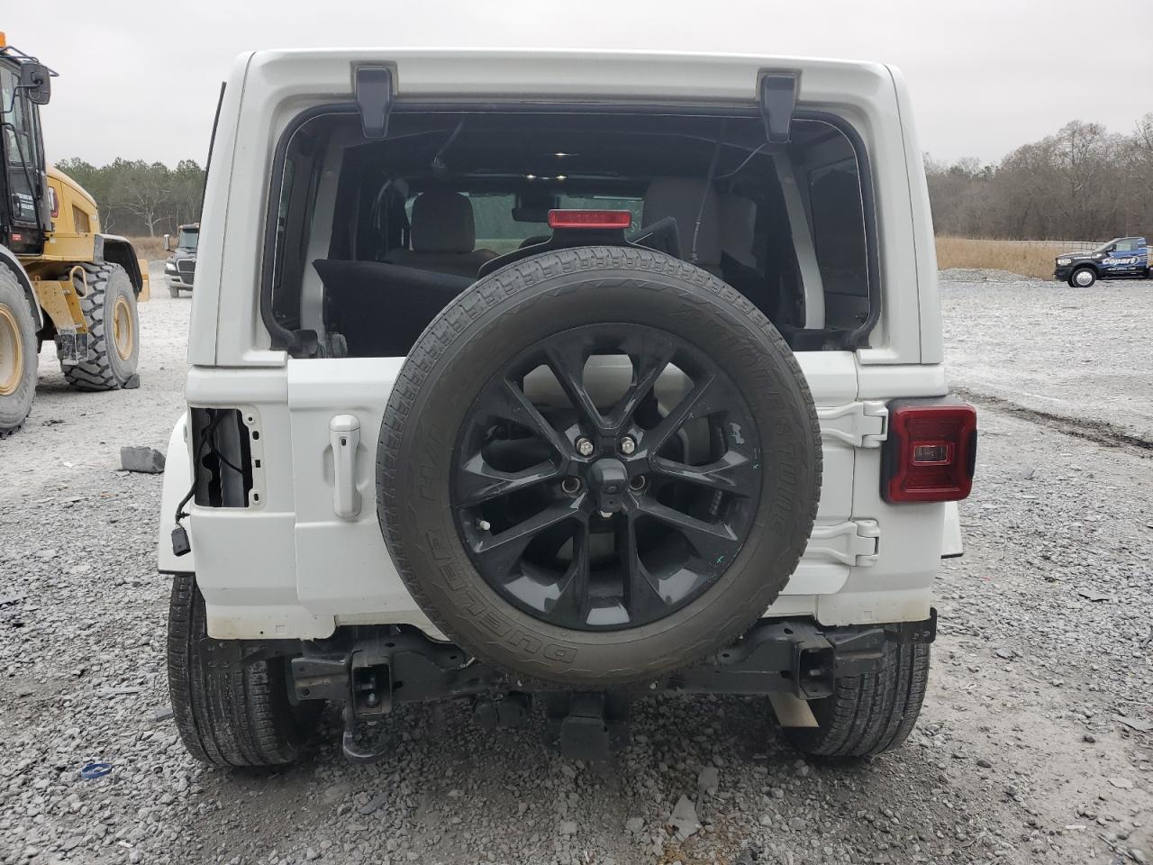 2022 JEEP WRANGLER UNLIMITED SAHARA VIN:1C4HJXEG6NW158118