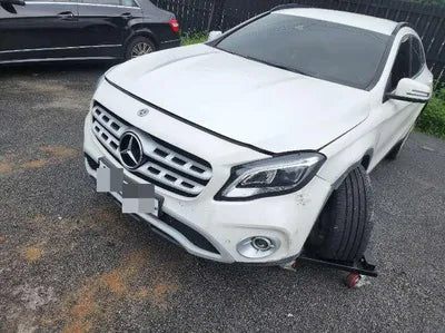 2019 Mercedes-Benz GLA 220 VIN: