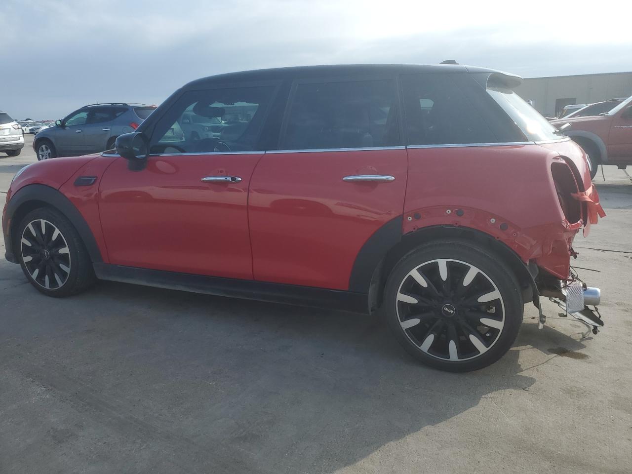 2022 MINI COOPER  VIN:WMW33DK01N2R93493