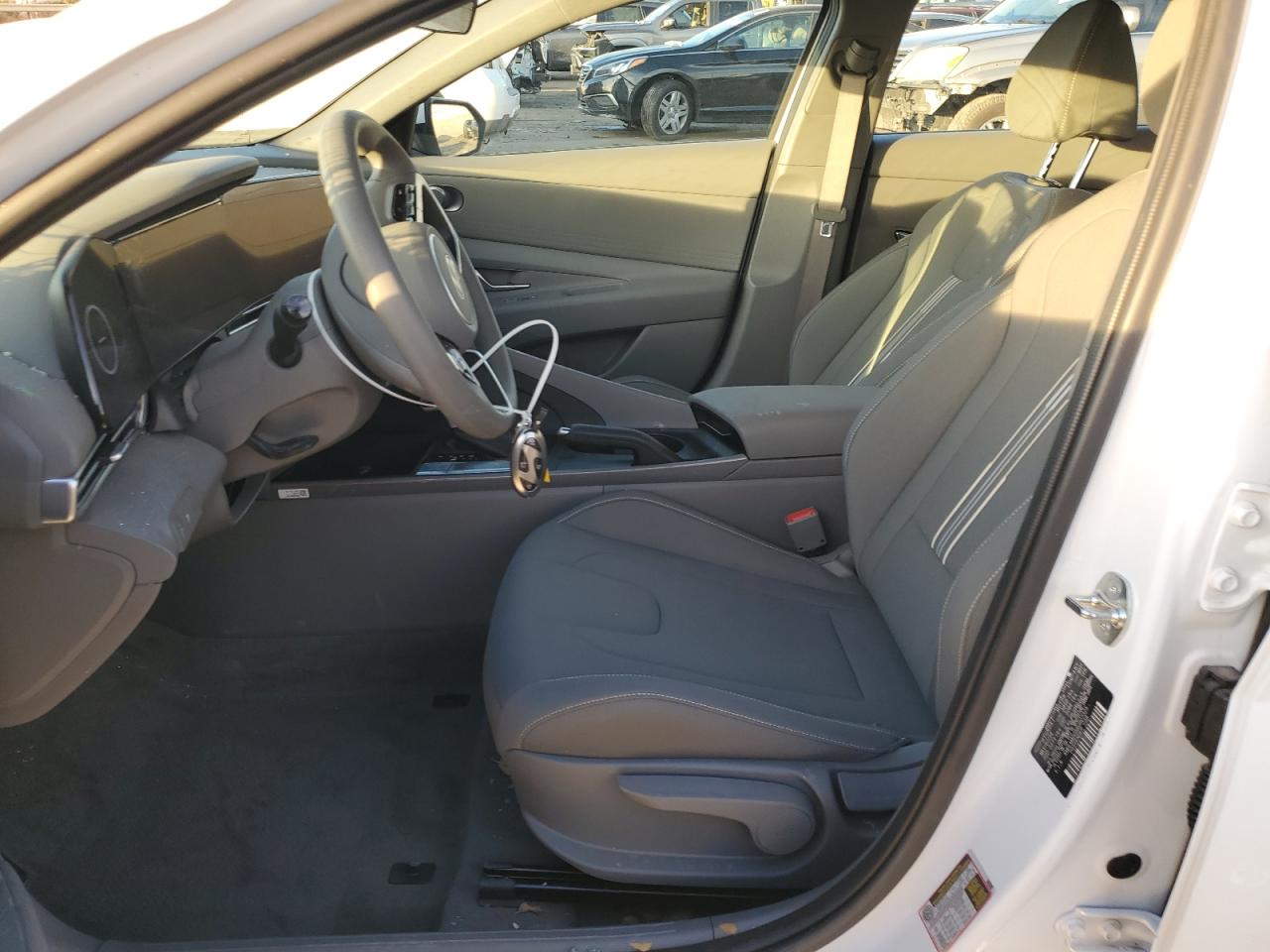 2024 HYUNDAI ELANTRA SEL VIN:KMHLM4DG5RU807325