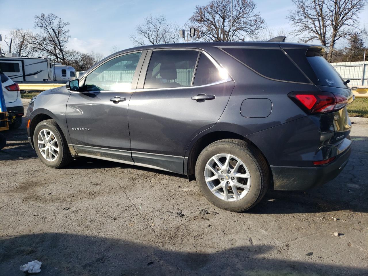 2022 CHEVROLET EQUINOX LT VIN:2GNAXUEV9N6136256