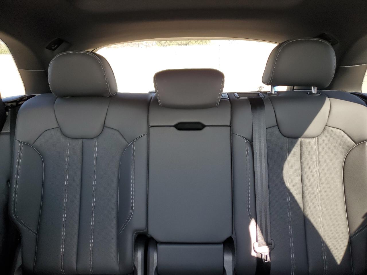 2024 AUDI Q5 E PREMIUM PLUS 55 VIN:WA1E2AFY3R2102696