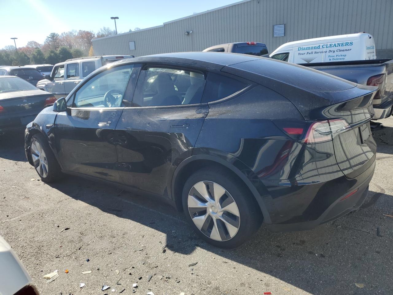 2023 TESLA MODEL Y  VIN:7SAYGDEE7PA192376