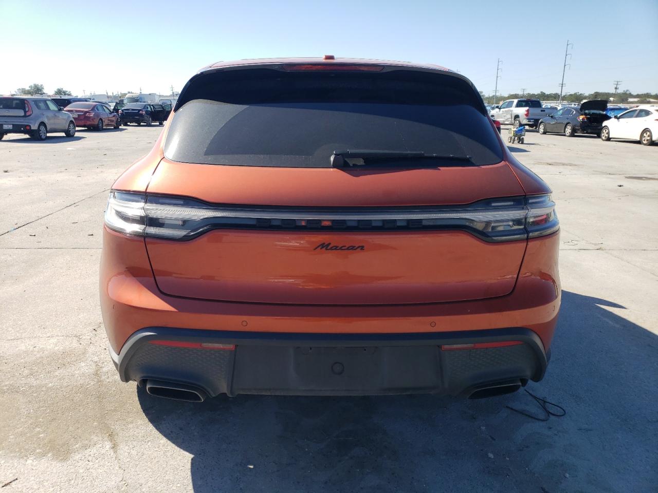 2022 PORSCHE MACAN  VIN:WP1AA2A55NLB03412