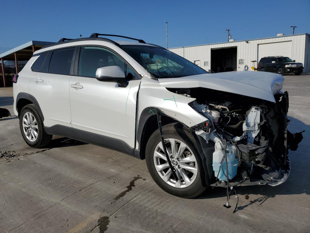 2022 TOYOTA COROLLA CROSS LE VIN:7MUCAAAG8NV035830