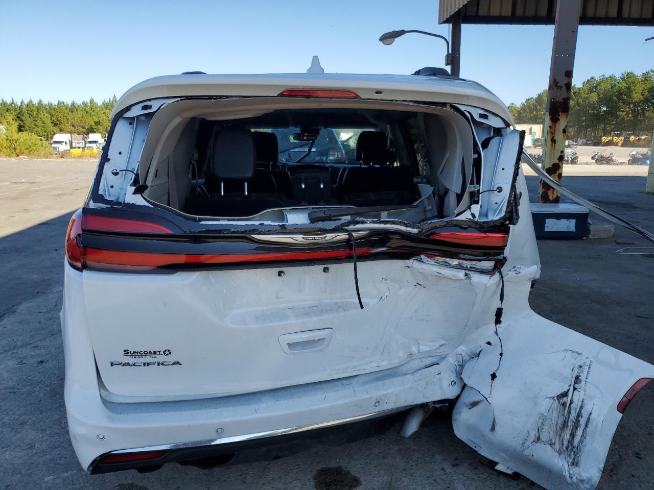 2022 CHRYSLER PACIFICA TOURING L VIN:2C4RC1BG0NR153702