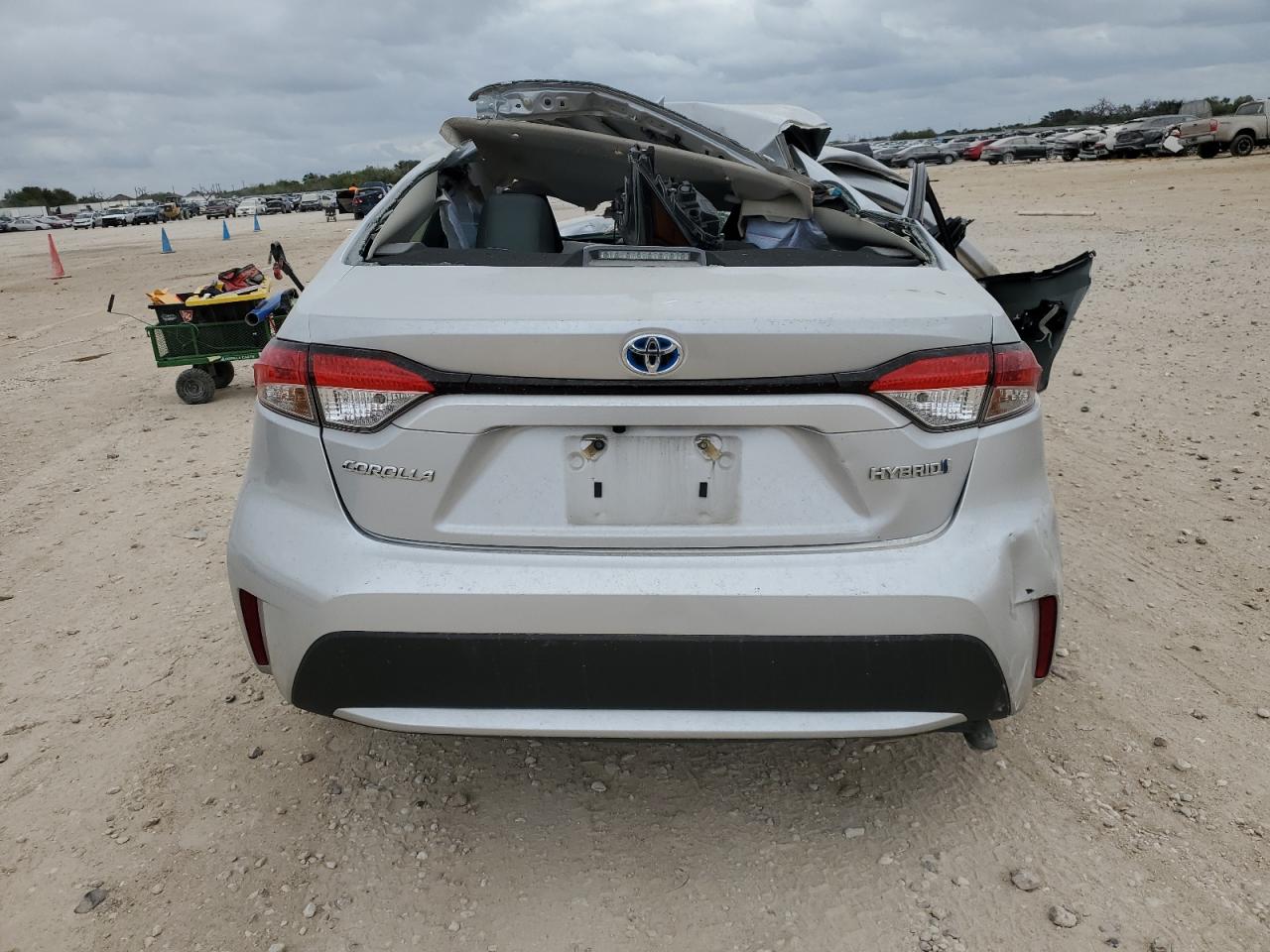 2022 TOYOTA COROLLA LE VIN:JTDEAMDE0N3004345