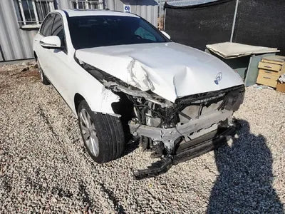 2018 Mercedes-Benz E 300 VIN: