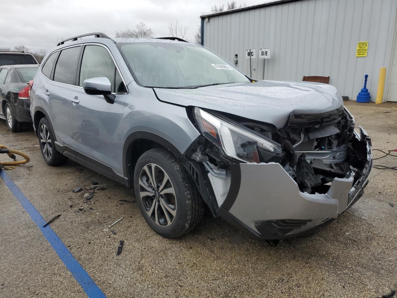 2022 SUBARU FORESTER LIMITED VIN:JF2SKAPC8NH444102