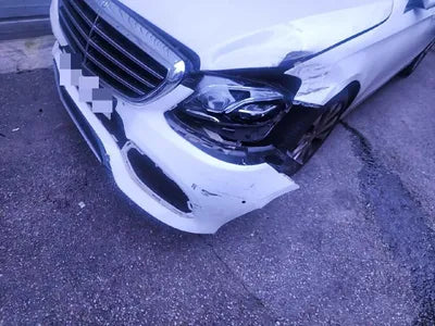 2016 Mercedes-Benz E 220 VIN: