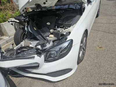 2019 Mercedes-Benz E 300 VIN: