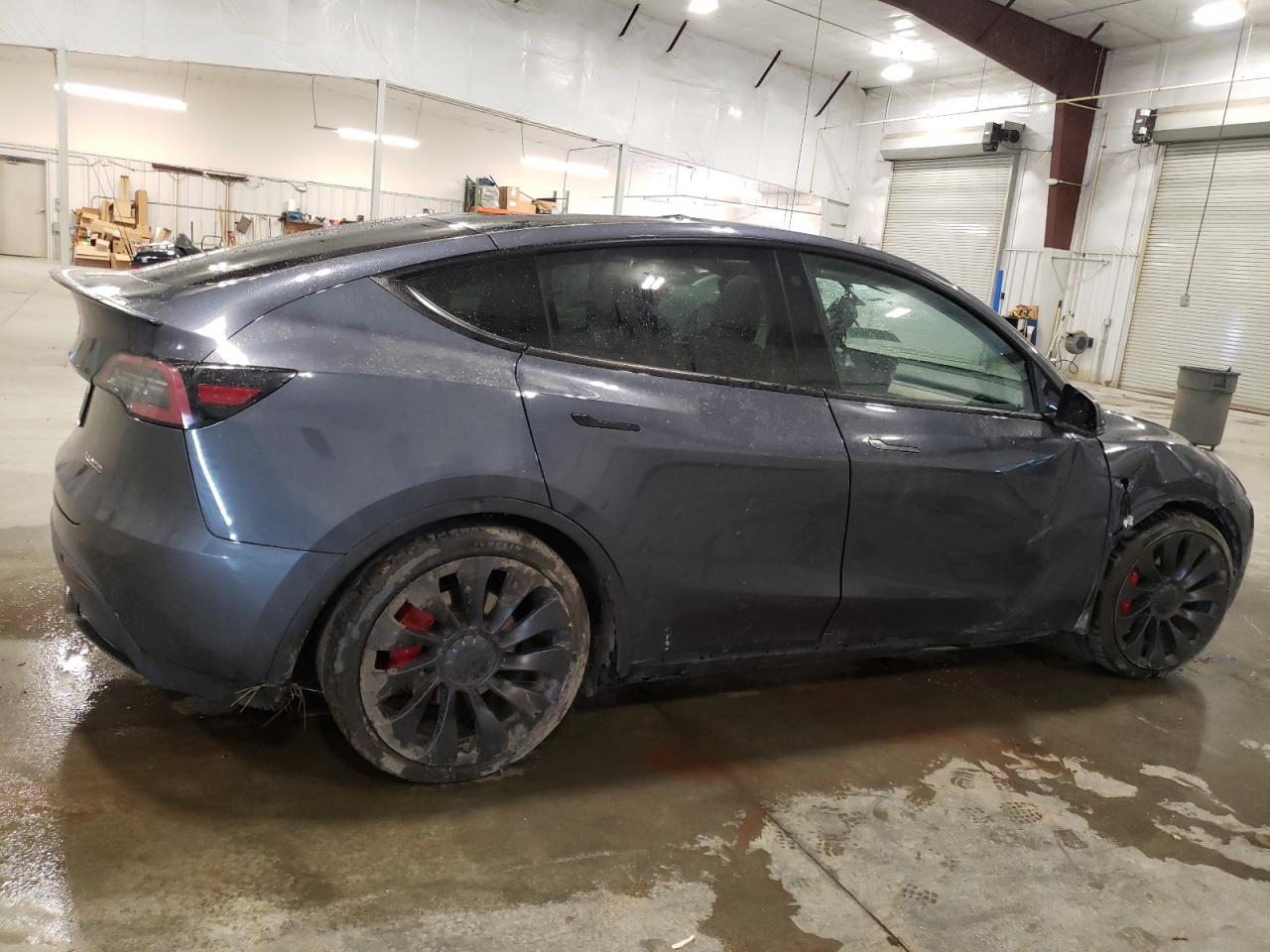2022 TESLA MODEL Y  VIN:7SAYGDEFXNF394167