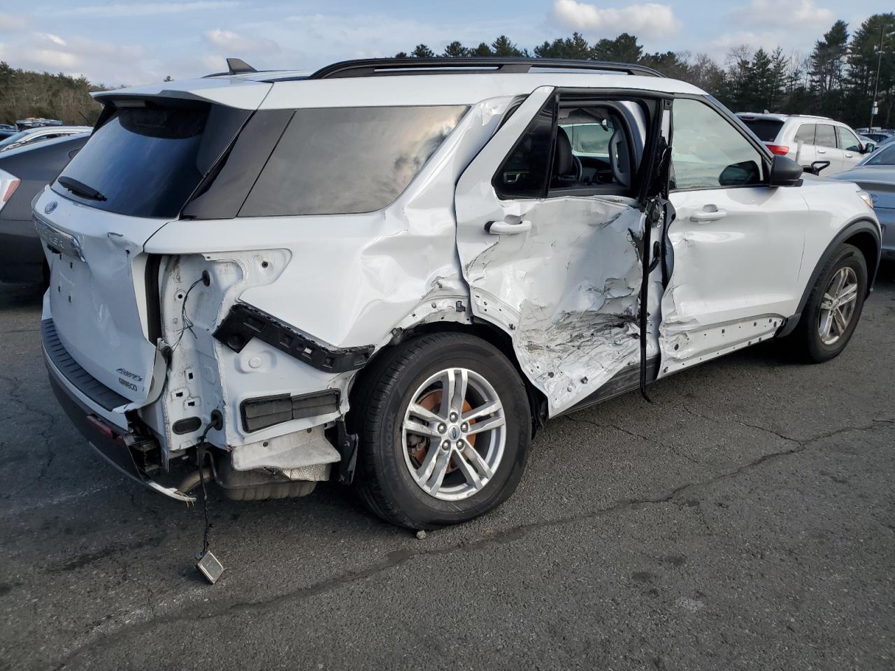 2022 FORD EXPLORER XLT VIN:1FMSK8DH1NGA39210