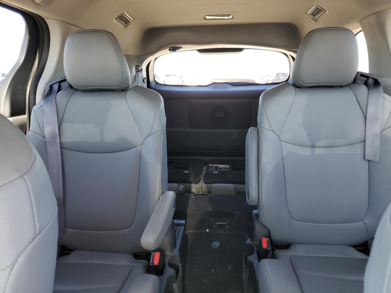 2023 TOYOTA SIENNA XLE VIN:5TDJSKFC6PS088958