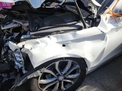 2016 Mercedes-Benz C 220 624KMWDDWF0EB4GR1 VIN:624KMWDDWF0EB4GR1