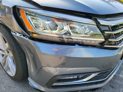 2018 Volkswagen Passat 1VWZZZA3ZJC040993 VIN:1VWZZZA3ZJC040993