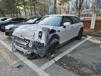 2022 MINI Clubman VIN: