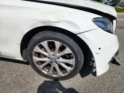 2016 Mercedes-Benz E 300 VIN: