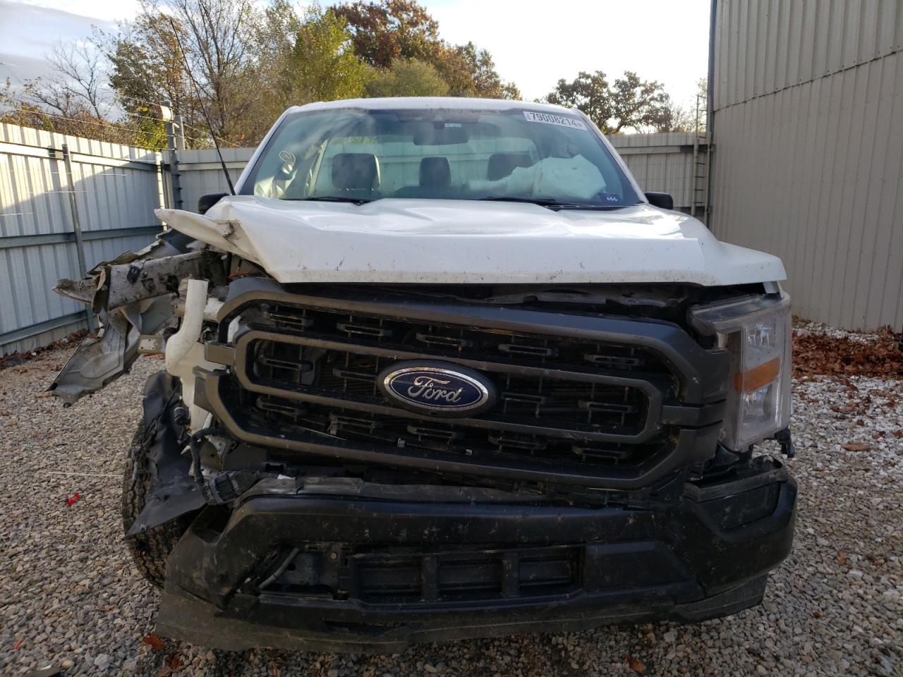 2022 FORD F150  VIN:1FTMF1CB5NKD27458