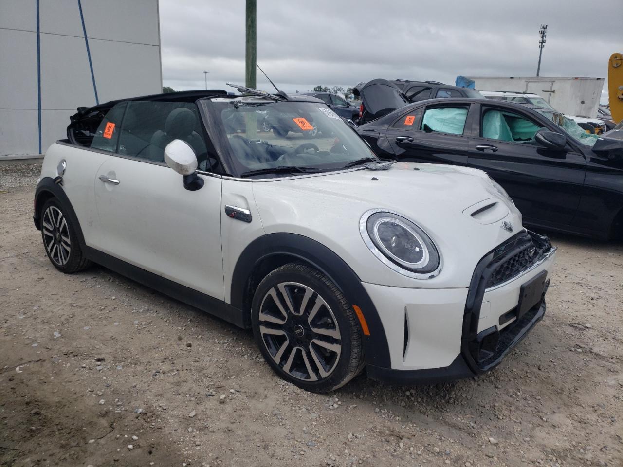 2023 MINI COOPER S VIN:WMW43DL01P3R28109